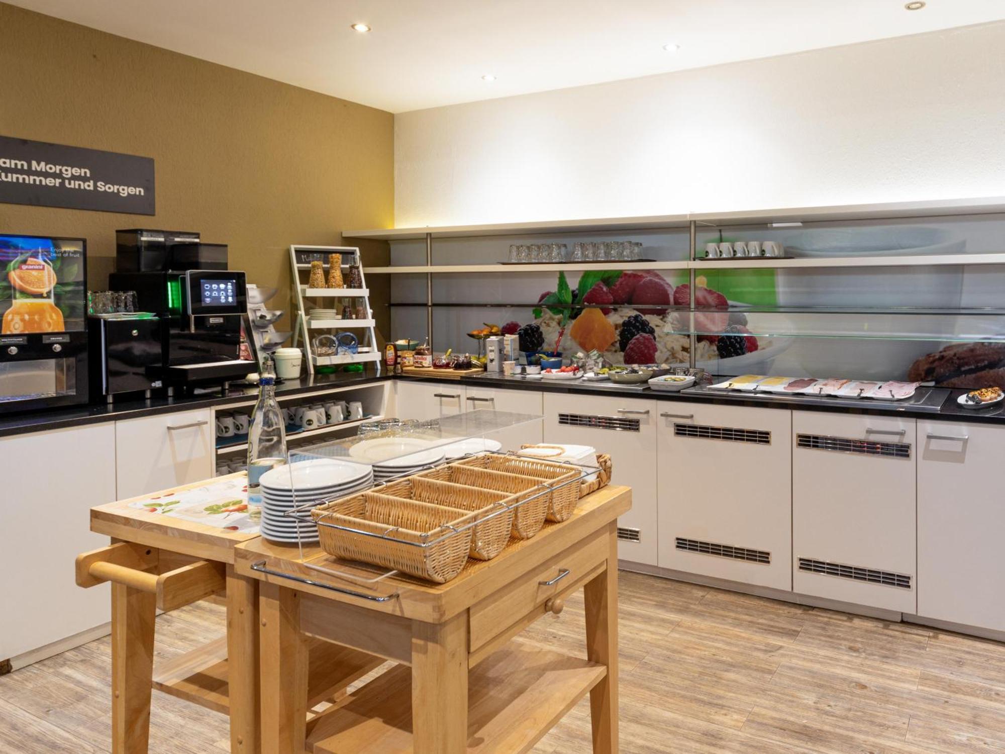 B&B Hotel Bochum Hbf-Nord Экстерьер фото